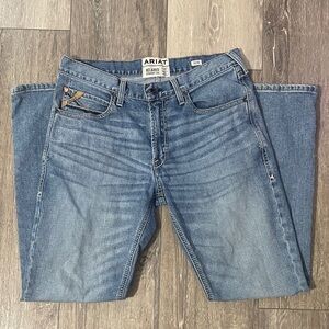Ariat Men's M4 Relaxed straight leg Fit Denim Jeans size 32/32